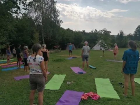 activité chamanique avec grand ours chaman